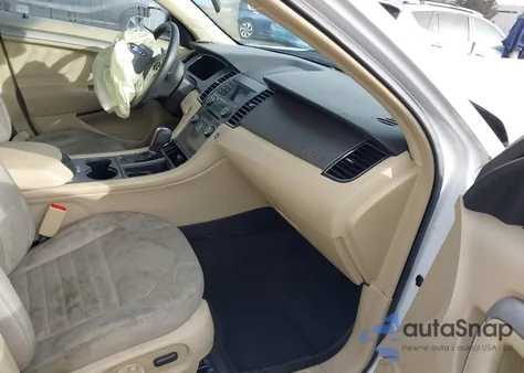 2016 Ford Taurus Se z USA, uszkodzony, nr VIN 1FAHP2D81GG102862